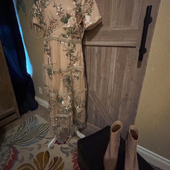 Nude Pink Dress with Floral Appliqué with Matching Boots - Picture 7 of 7